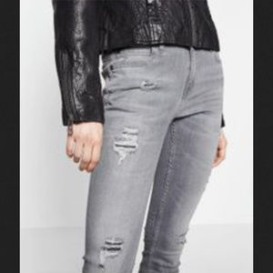 New Anthropologie Destroyed Stretch Grey Jean